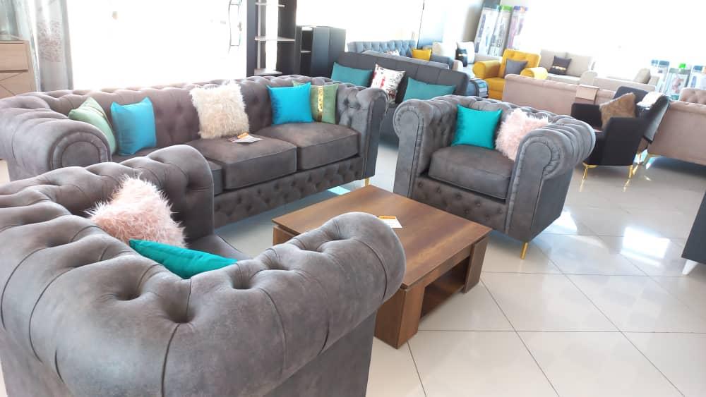 Salon 5 Places 3+1+1